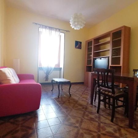 Due Finestre Sul Cortile Otel Novi Ligure Dış mekan fotoğraf