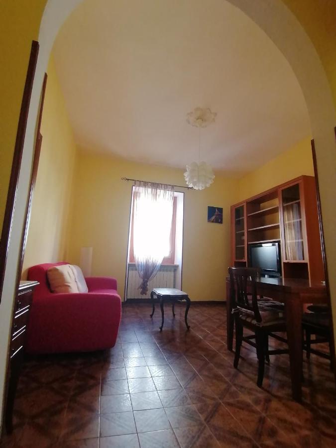 Due Finestre Sul Cortile Otel Novi Ligure Dış mekan fotoğraf