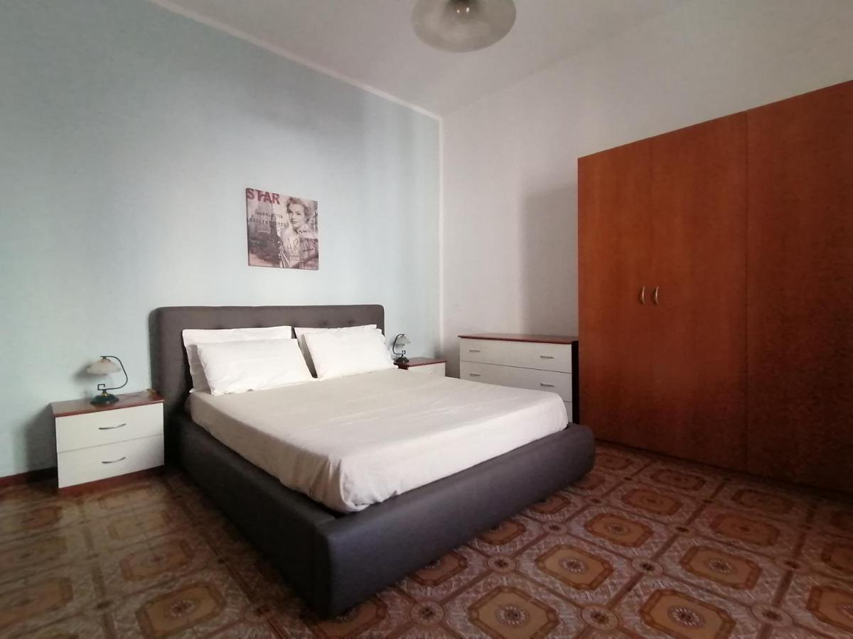Due Finestre Sul Cortile Otel Novi Ligure Dış mekan fotoğraf