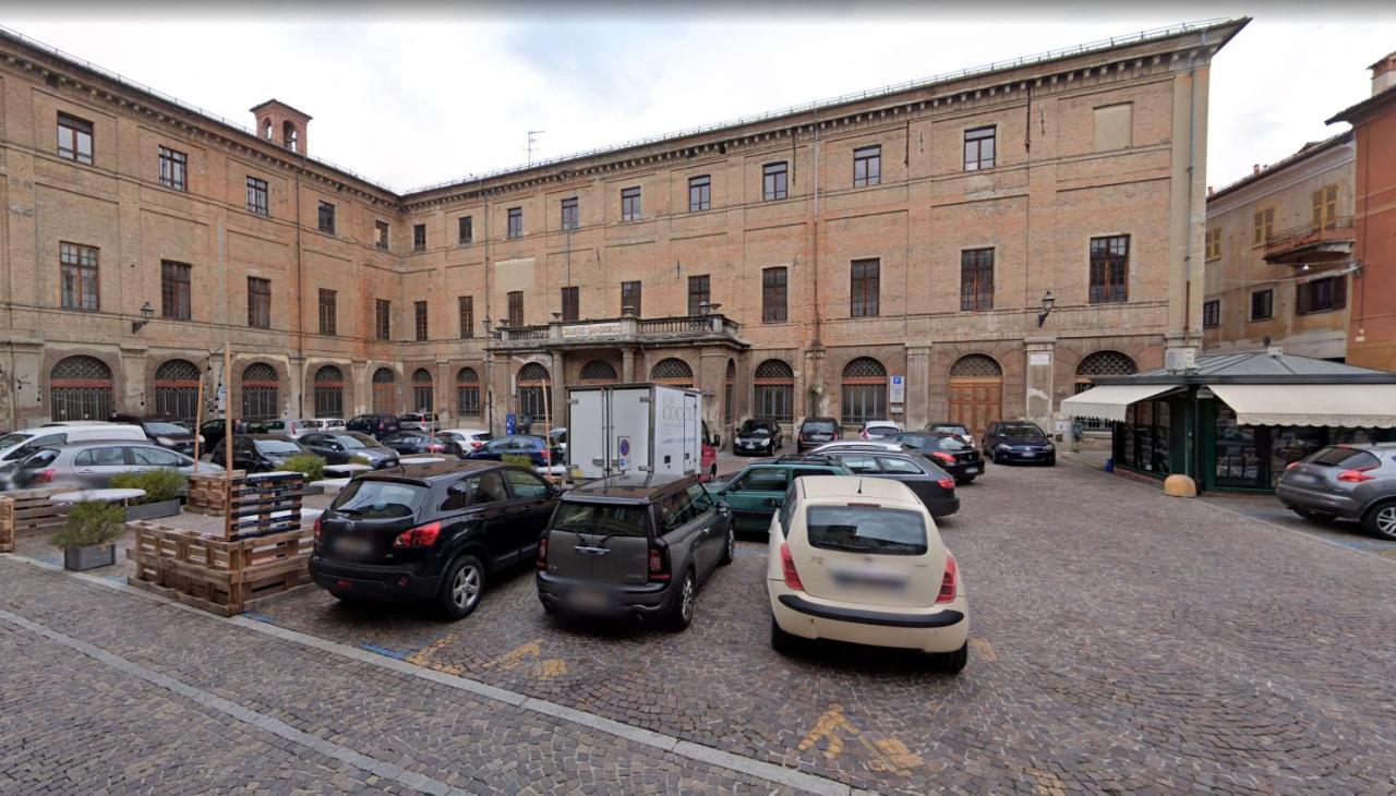 Due Finestre Sul Cortile Otel Novi Ligure Dış mekan fotoğraf