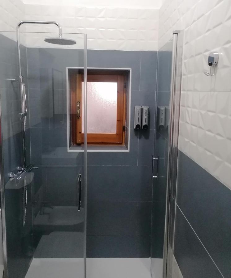 Due Finestre Sul Cortile Otel Novi Ligure Dış mekan fotoğraf